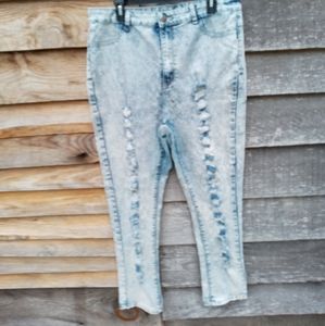 VIP Jeans NEW Women's Size 17/18 Stretch Sculpting Distressed Ripped Denim Pants